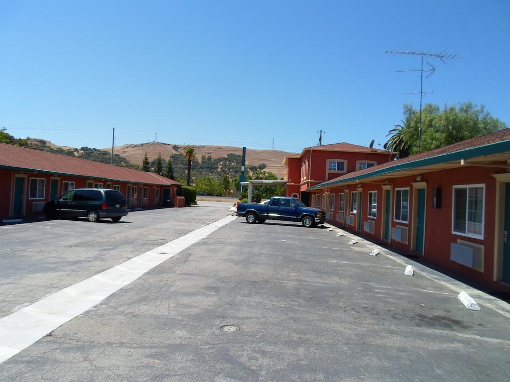 Budget Inn Morgan Hill Extérieur photo