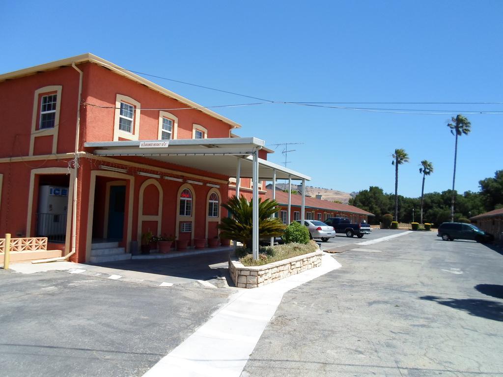 Budget Inn Morgan Hill Extérieur photo